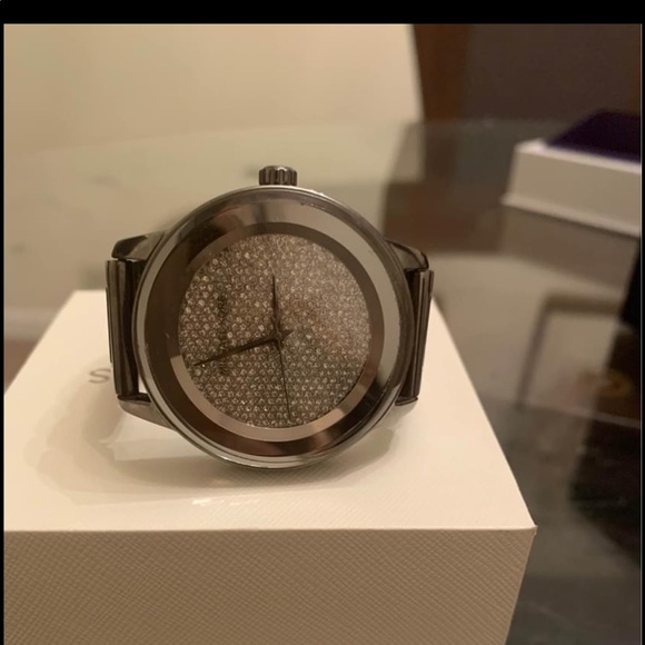 Michael Kors gun metal Pave watch - Picture 2 of 3